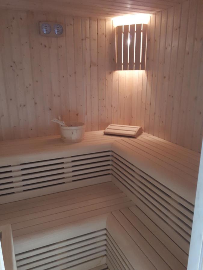 Holiday Park Zagyland Donja Konjscina ภายนอก รูปภาพ
